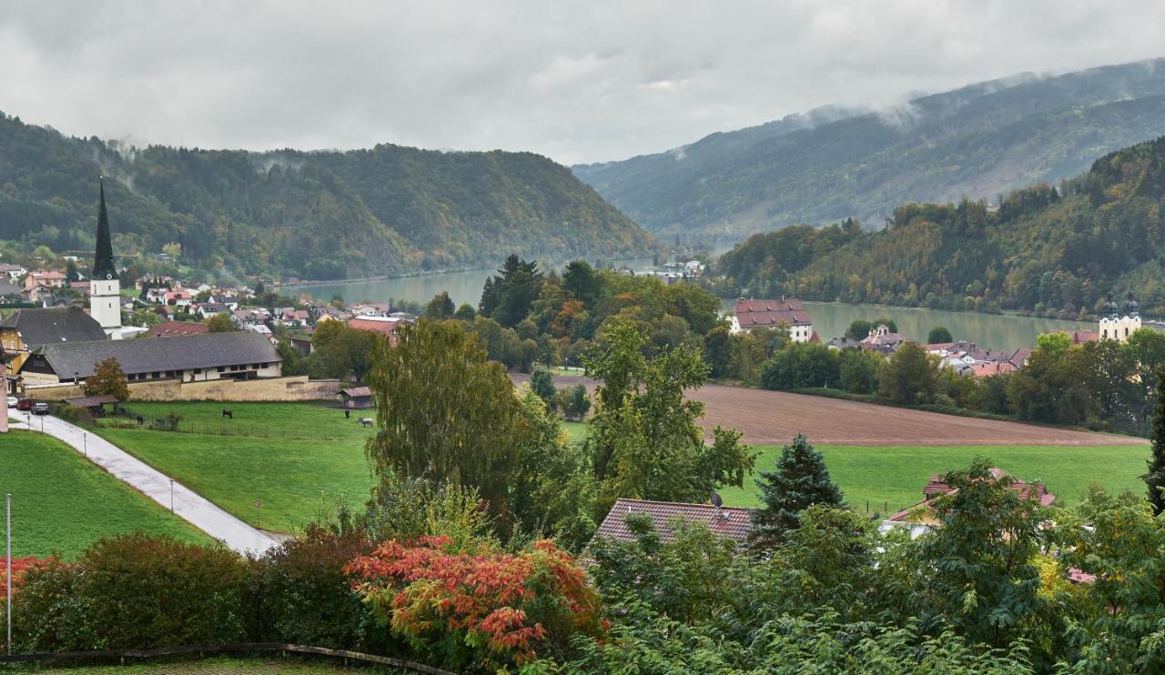 Landhotel Donaublick Obernzell Bagian luar foto